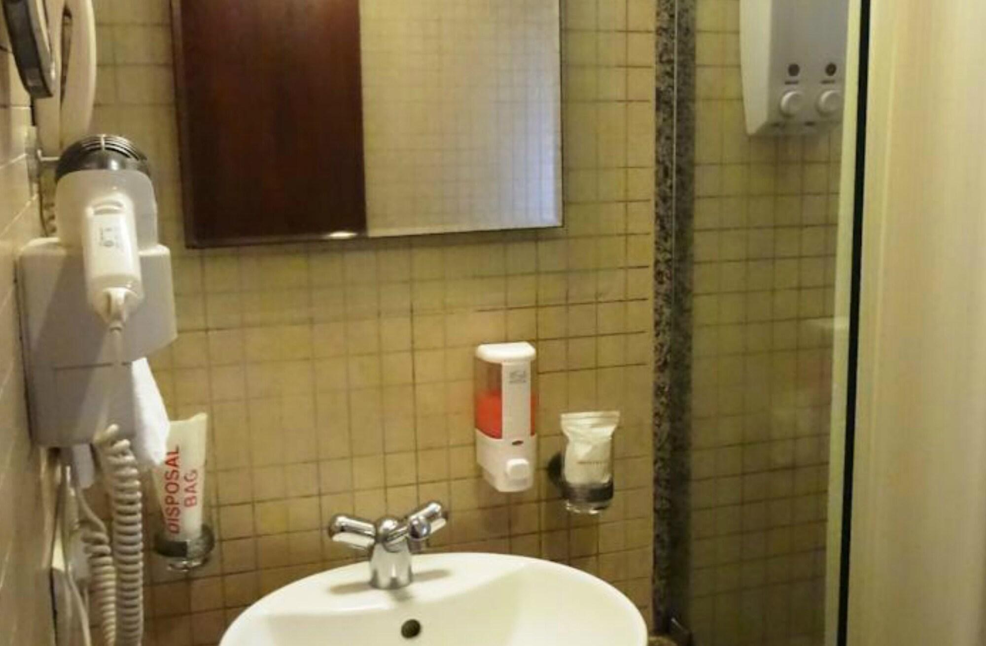 מומביי Fabhotel Shubhangan - Nr Bandra מראה חיצוני תמונה