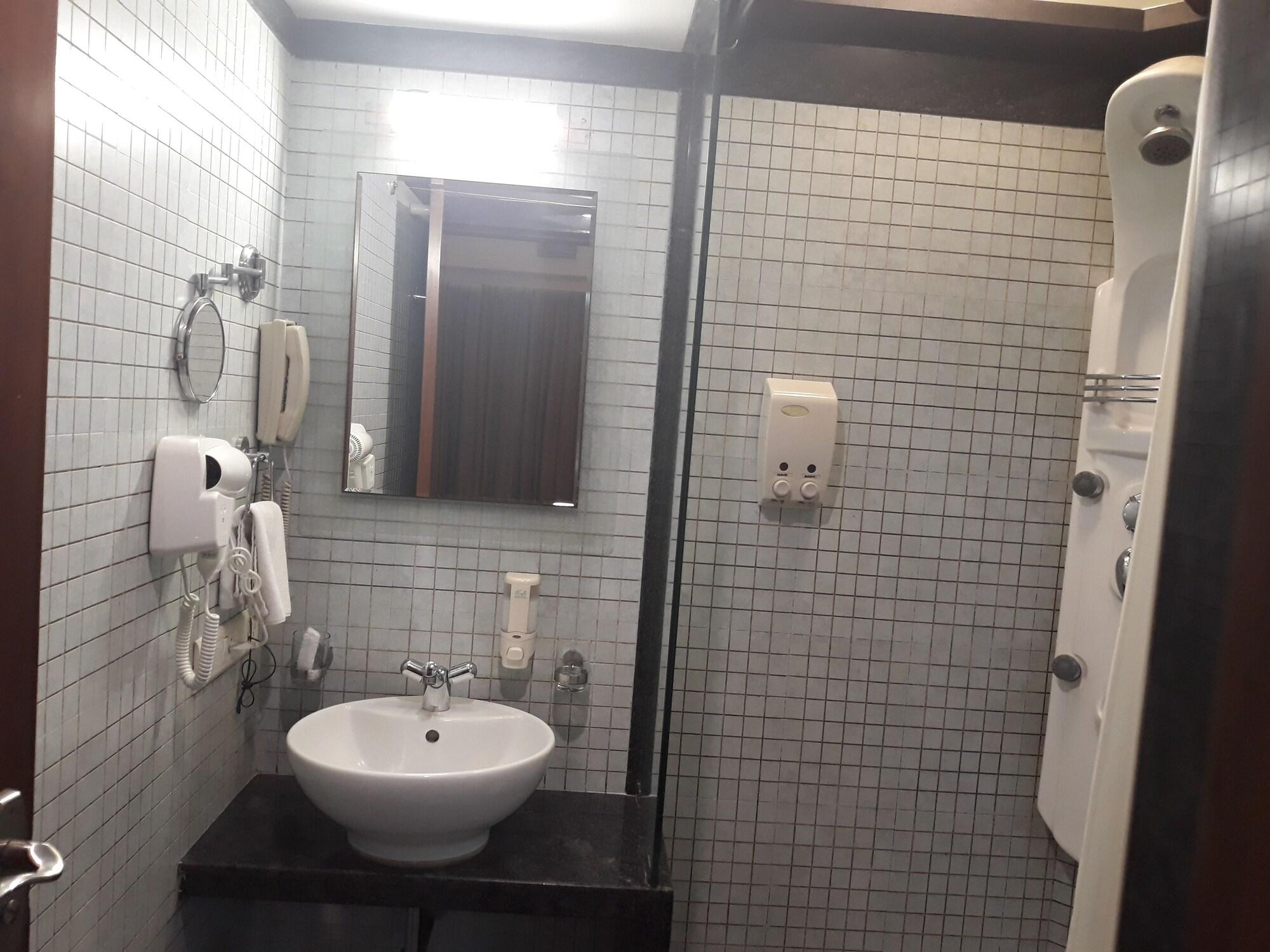 מומביי Fabhotel Shubhangan - Nr Bandra מראה חיצוני תמונה
