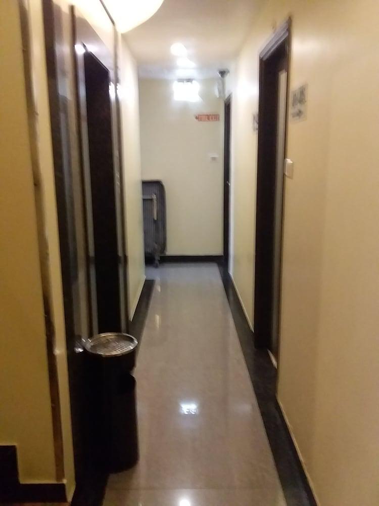 מומביי Fabhotel Shubhangan - Nr Bandra מראה חיצוני תמונה