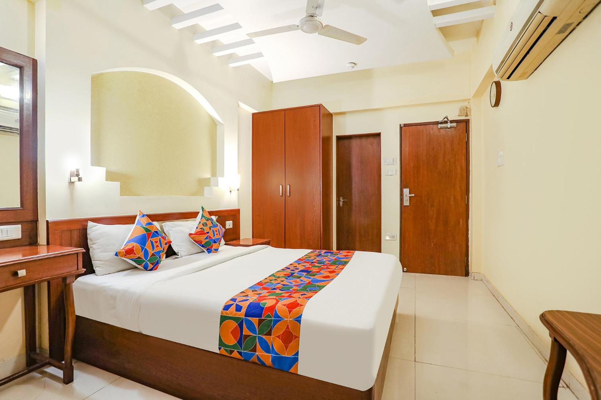 מומביי Fabhotel Shubhangan - Nr Bandra מראה חיצוני תמונה